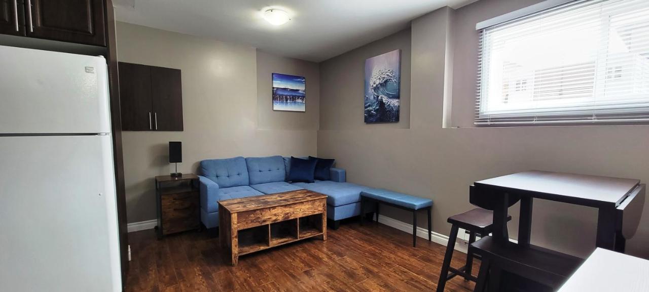 Blue Wave 2 Bedroom Suite Saskatoon Exterior photo
