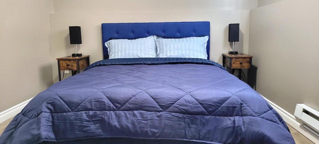 Blue Wave 2 Bedroom Suite Saskatoon Exterior photo